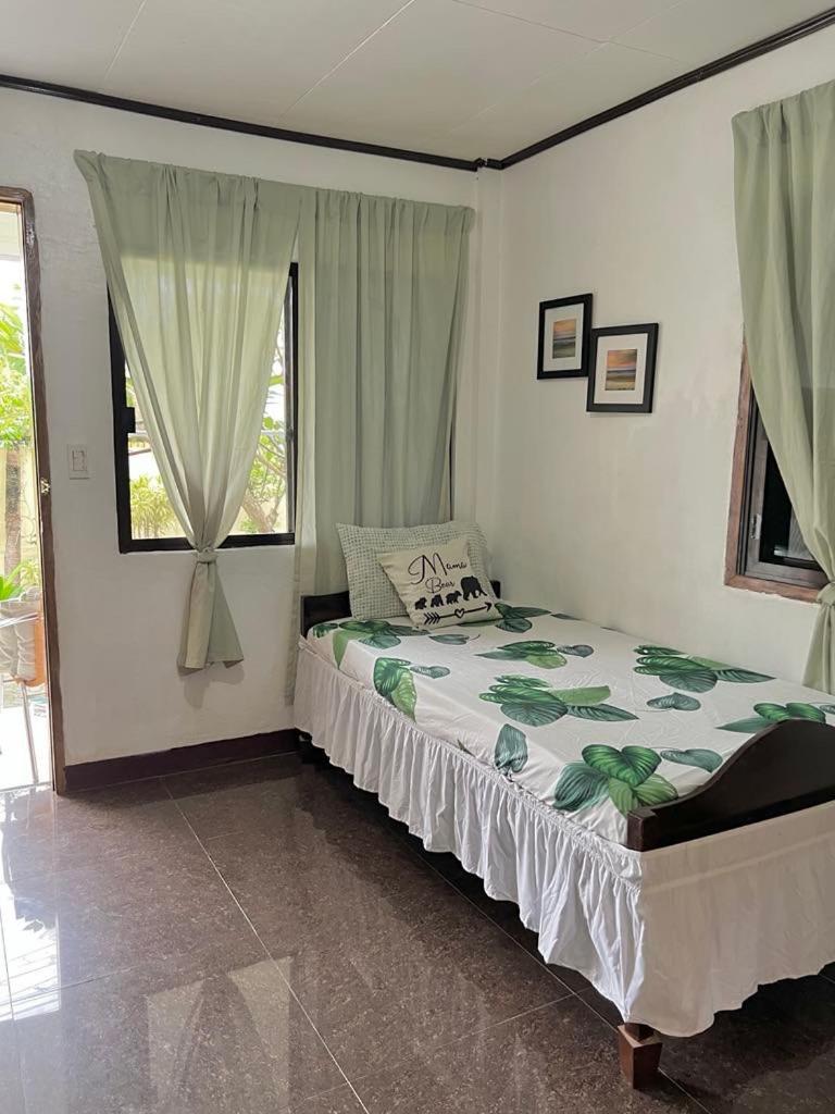Panagsama Holiday Cottage Moalboal Esterno foto